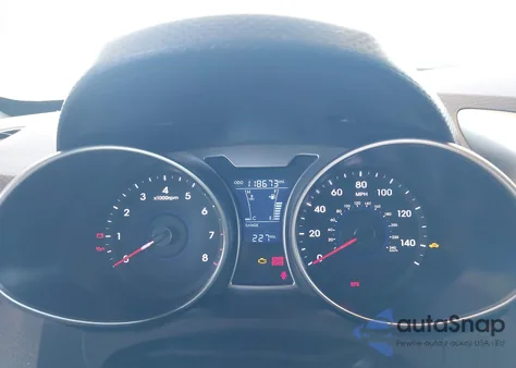 2013 Hyundai Veloster Base W/Black from USA, damaged, VIN KMHTC6AD2DU157239